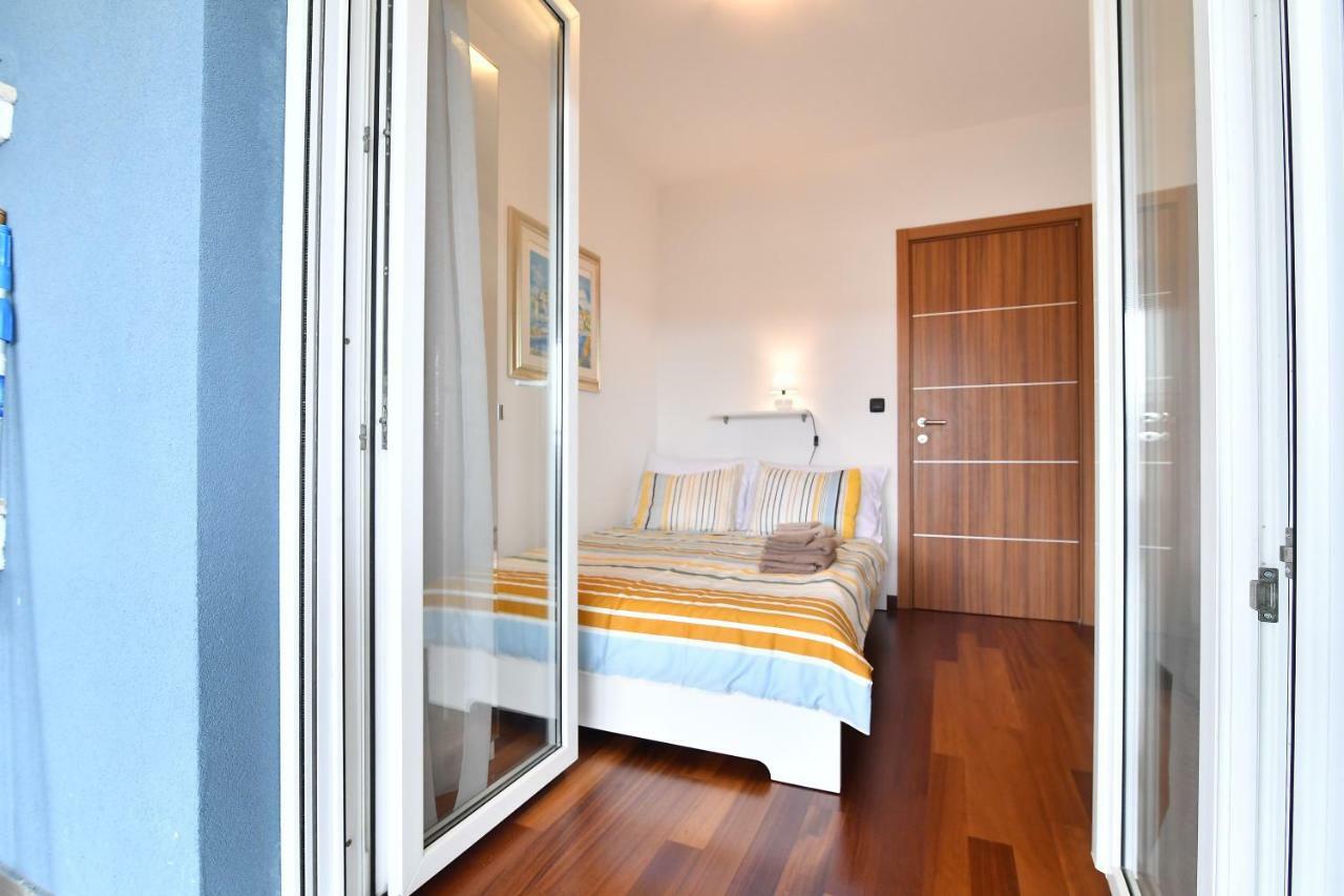 City Penthouse Vita Pula Luaran gambar