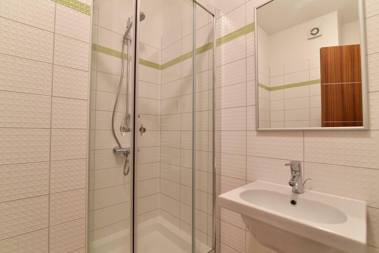 City Penthouse Vita Pula Luaran gambar