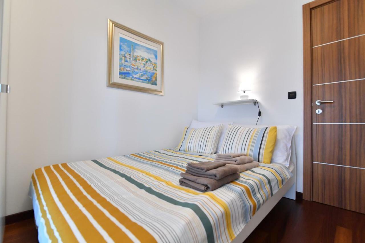 City Penthouse Vita Pula Luaran gambar